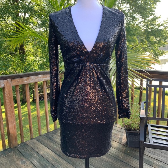 NEW - CHARLOTTE RUSSE Sequence Dress | Black | XS - Picture 2 of 8